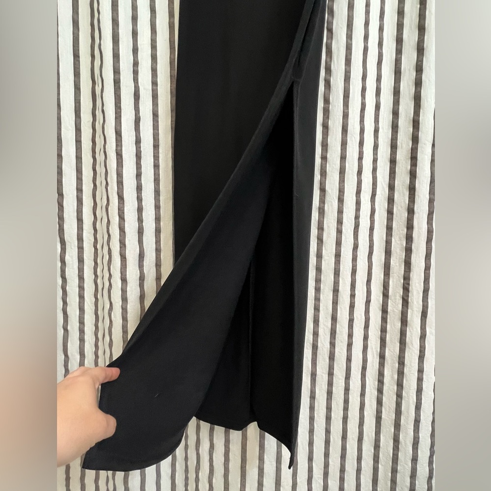 Charlotte Russe Contour Midi dress - all black size Small with slit - Picture 3 of 4